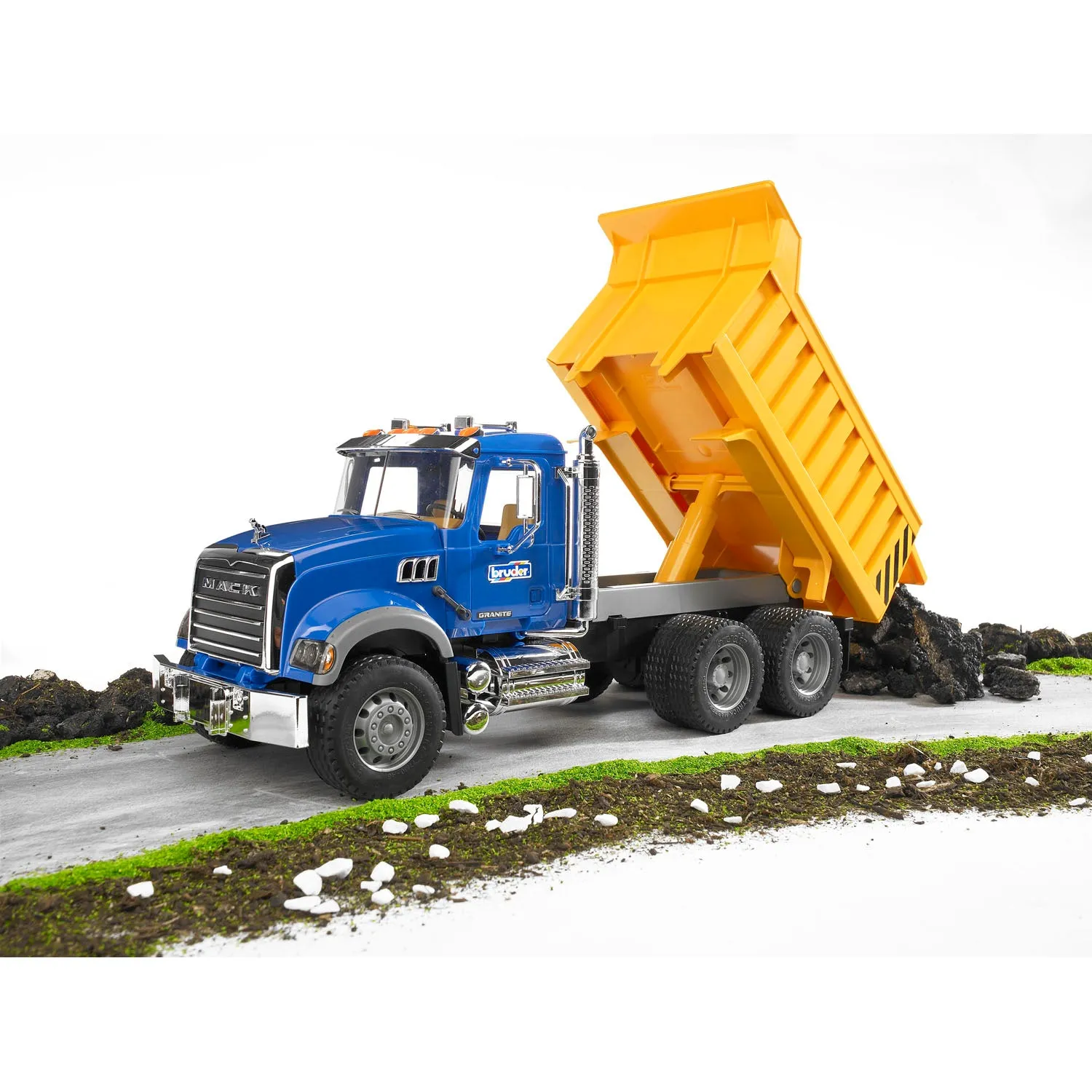 Bruder MACK Granite Dump Truck