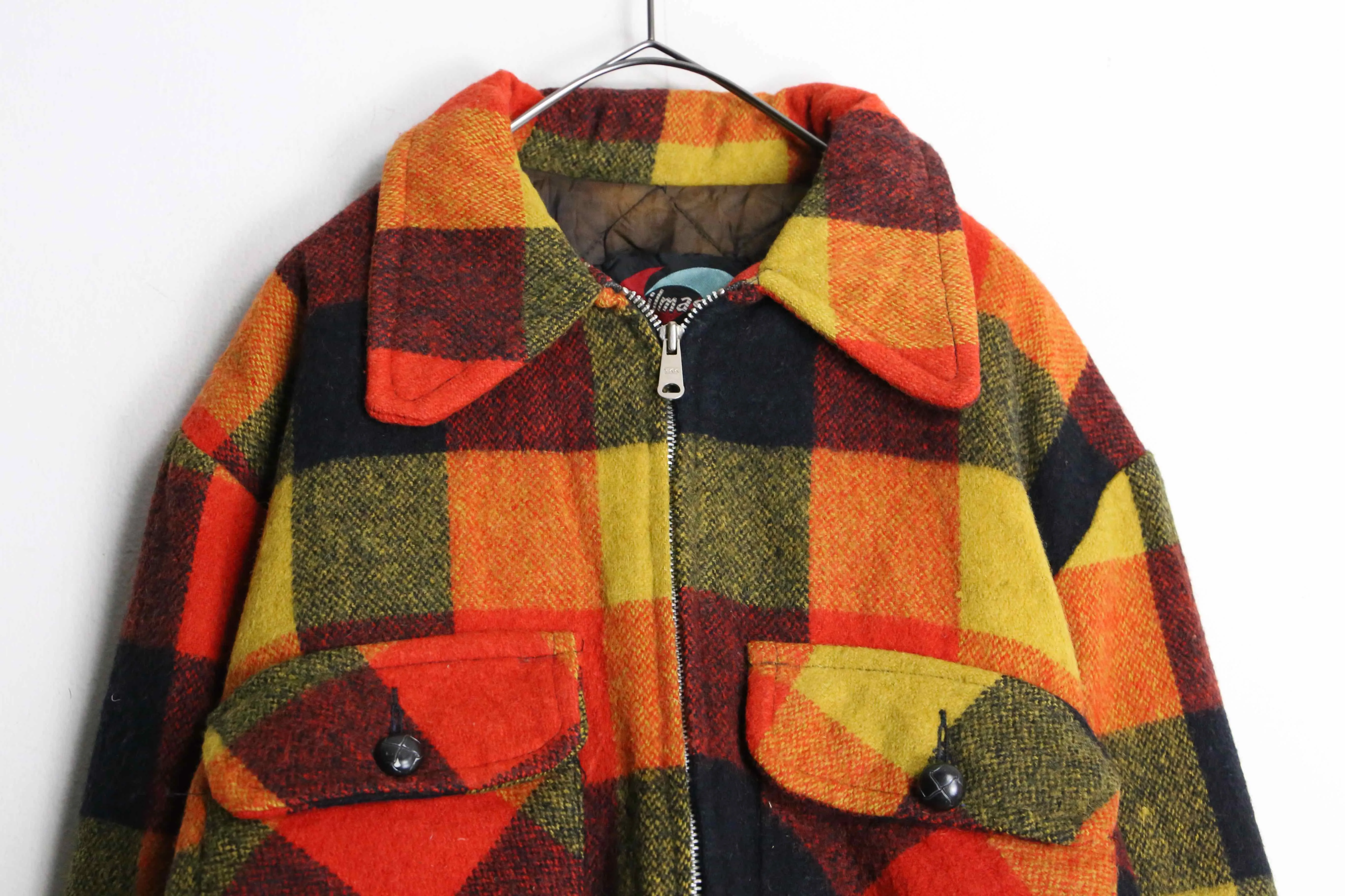 warm color check zip up jacket