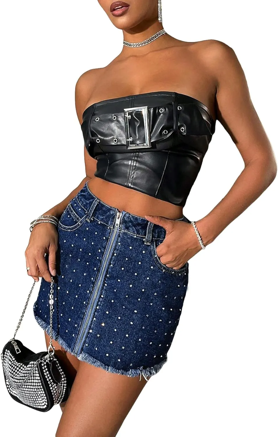 WDIRARA Women's Frayed Hem Sparkly Rhinestone Zipper Front Denim Mini Skirt with Pockets